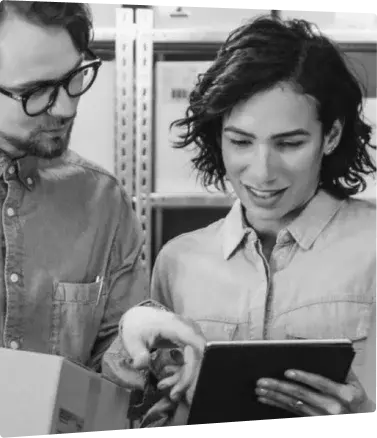 Lady and guy with a tablet